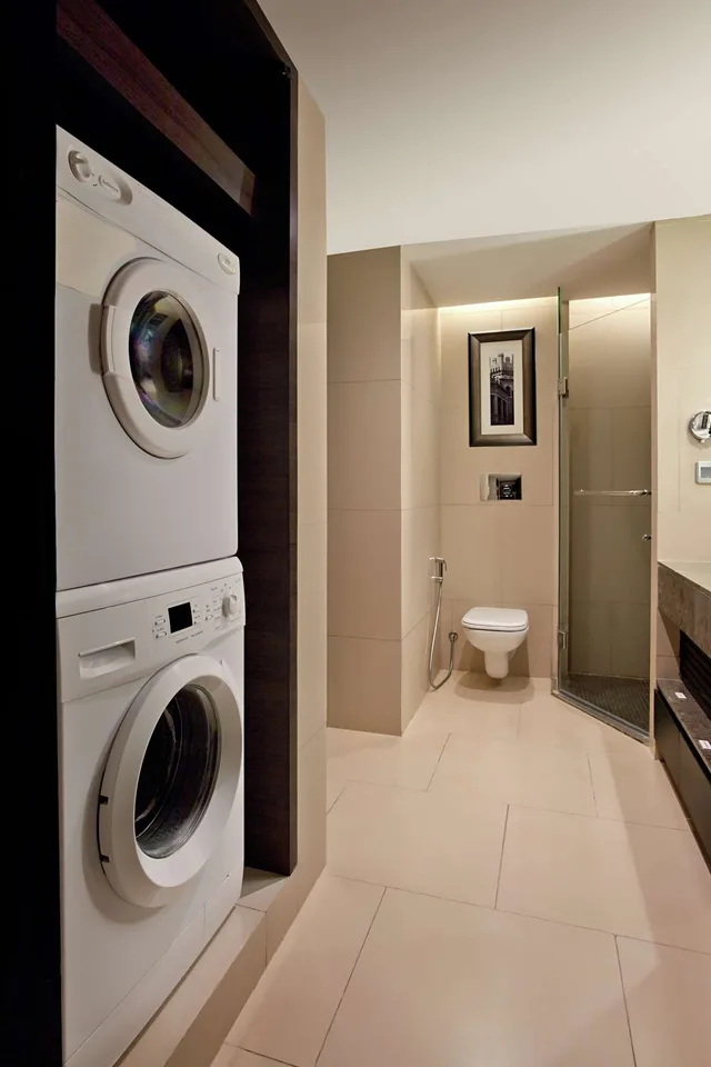 جناح بسرير كينج بشرفة بغرفة نوم واحدة، DoubleTree Suites by Hilton Bengaluru Outer Ring Road 3/3