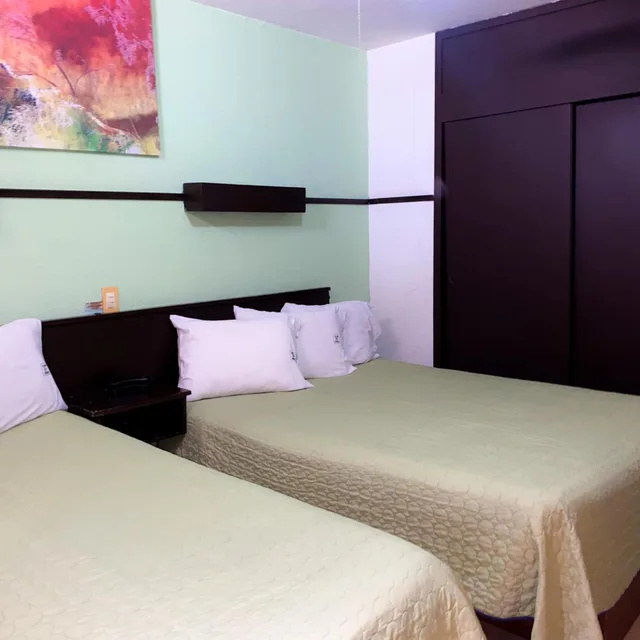 غرفة قياسية رباعية، Hotel Trevi 3/10