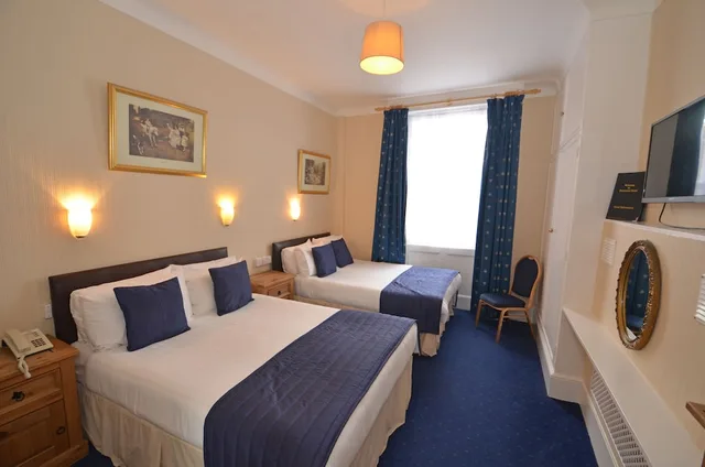 غرفة عائلية صغيرة بسريرين مزدوجين، Parkwood at Marble Arch 2/4
