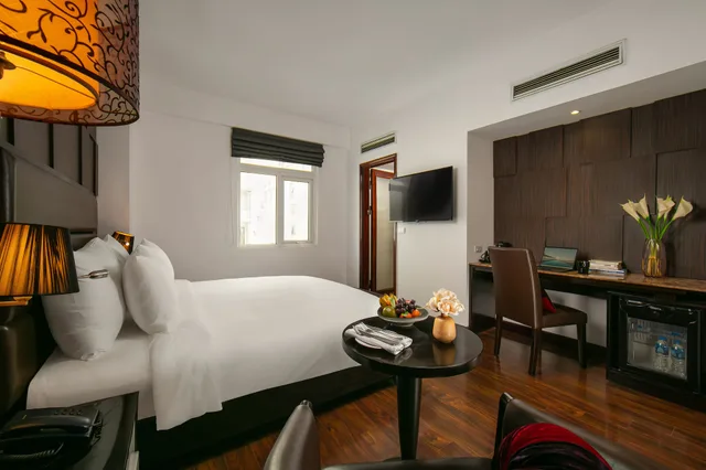 غرفة بريميوم بسرير كوين، La Nueva Boutique Hotel HaNoi 9/10