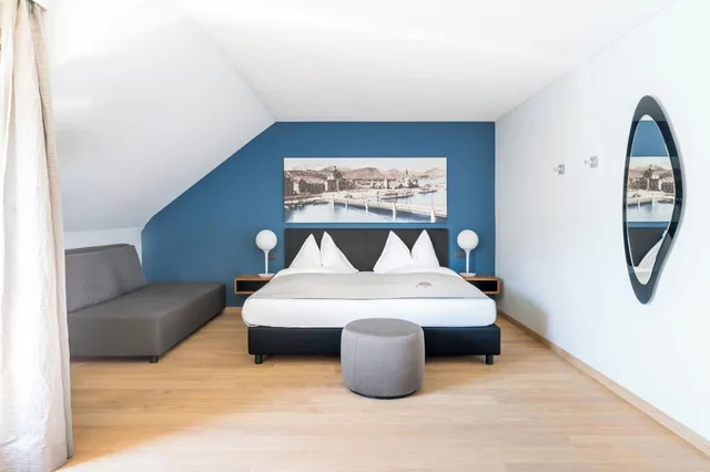 غرفة سوبيريور بإطلالة على البحيرة بشرفة، Seehotel Kastanienbaum 1/2