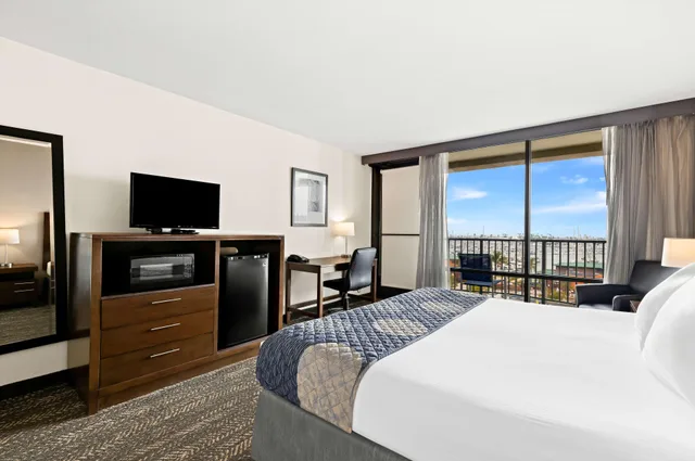 غرفة قياسية بسرير كينج، Best Western Yacht Harbor Hotel 2/5