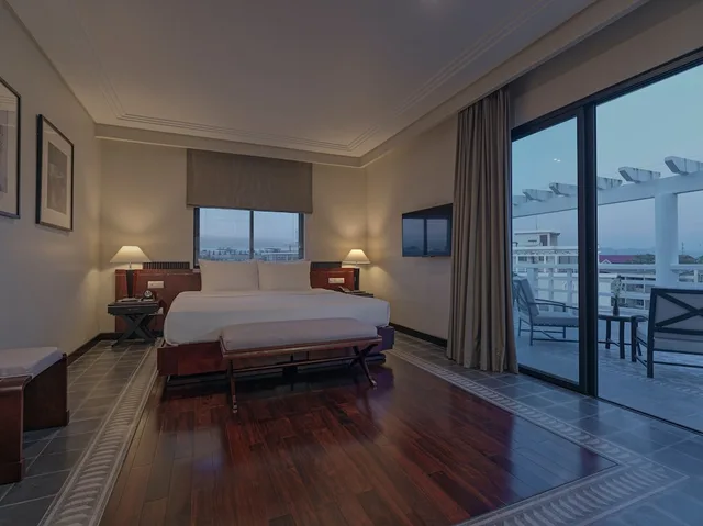 River, Suite, King Bed, Azerai La Residence Hue 1/4