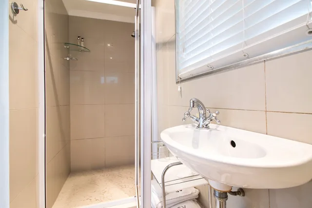 غرفة قياسية بسرير كوين، South Villa Guesthouse 3/3