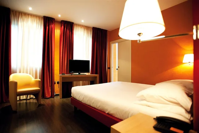 غرفة كومفورت بسرير كوين، Best Western Hotel Piemontese 2/4