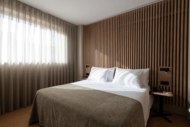 غرفة بريميوم بسريرين منفصلين بمطبخ صغير، Aparthotel Atenea Barcelona 2/4