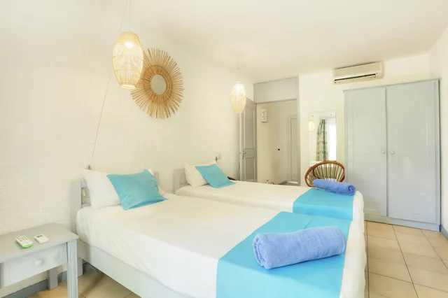 غرفة قياسية بسرير مزدوج، Cocotiers Seaside Boutik Hotel 3/4