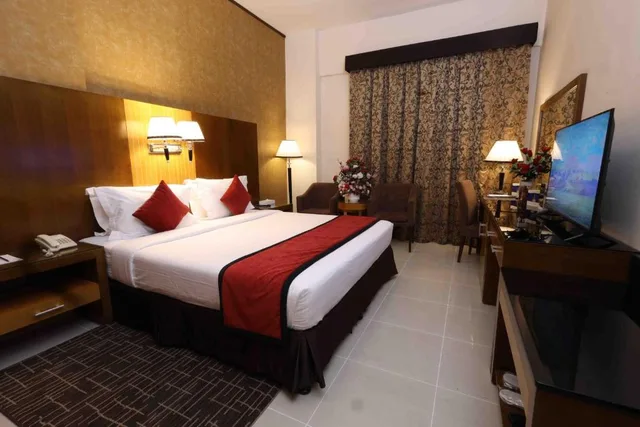 غرفة قياسية بسرير مزدوج، City Tower Hotel 1/4