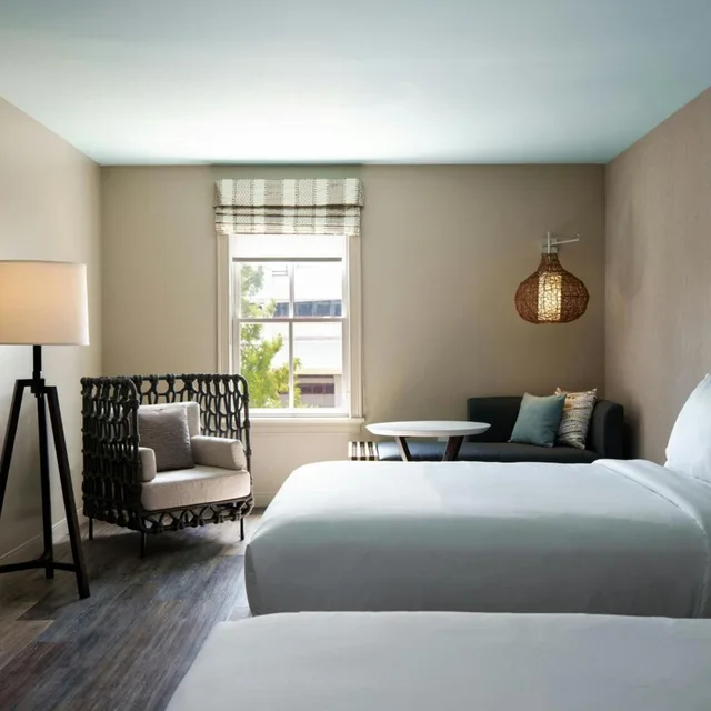 غرفة بسريرين كوين، Renaissance St Augustine Historic Downtown Hotel 2/9