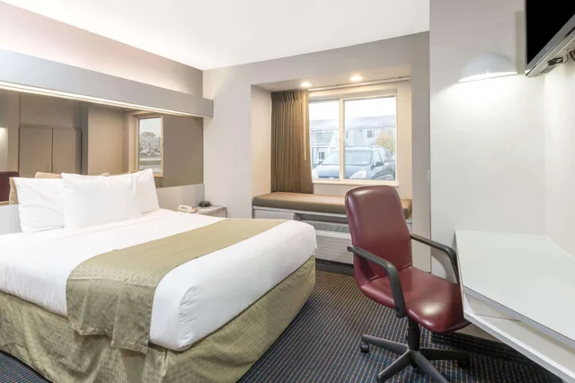 غرفة بسرير كوين، Baymont by Wyndham Henrietta/Rochester 8/10