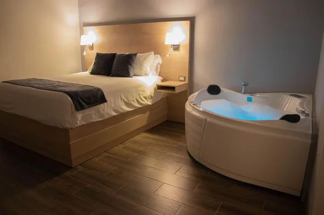 جناح، Hotel Casa Bella 4/10