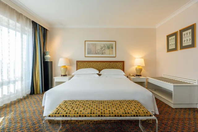 غرفة تنفيذية بسرير كوين وسريرين منفصلين، Grand Skylight Hotel Royal 1/6