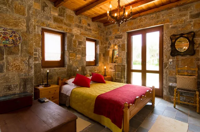 Stone, Traditional, Studio, Queen Bed، Villa Athena 1/3
