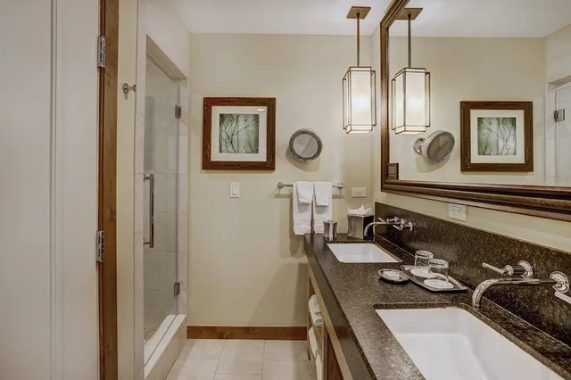 غرفة سوبيريور بسرير كينج، Osprey At Beaver Creek Rock Resort 8/8
