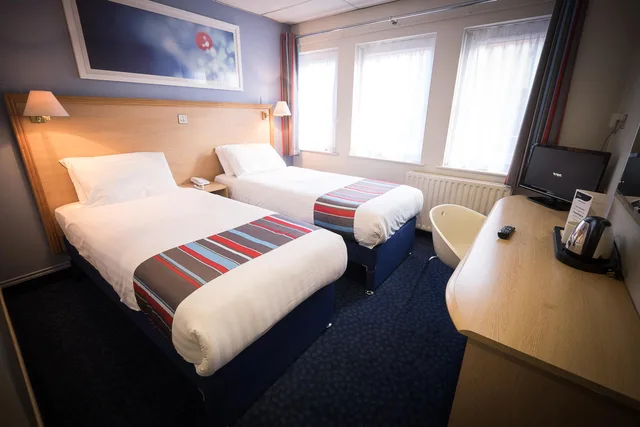 غرفة بسريرين منفصلين، Travelodge Belfast Central 3/7