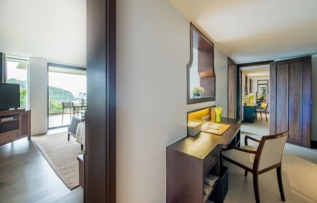 Layan, Deluxe, Suite, King Bed, Anantara Layan Phuket Resort 4/6