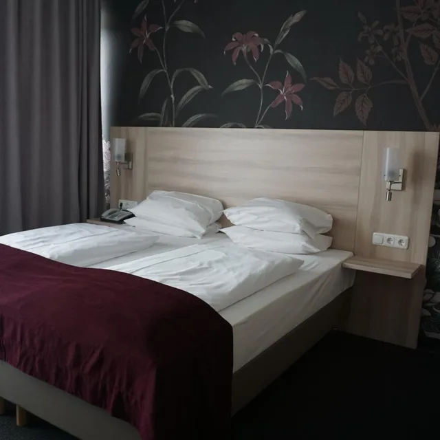 غرفة بسرير كينج، Top Hotel Senator 6/10