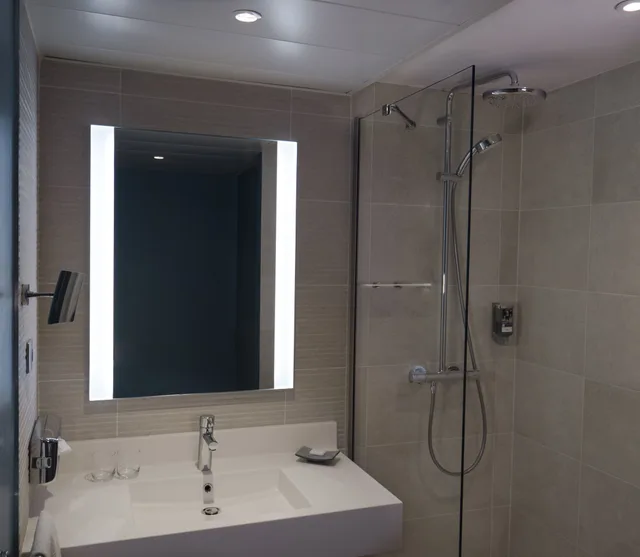 غرفة سوبيريور بسرير مزدوج مع أريكة، MERCURE ANNEMASSE PORTE DE GENEVE 6/7