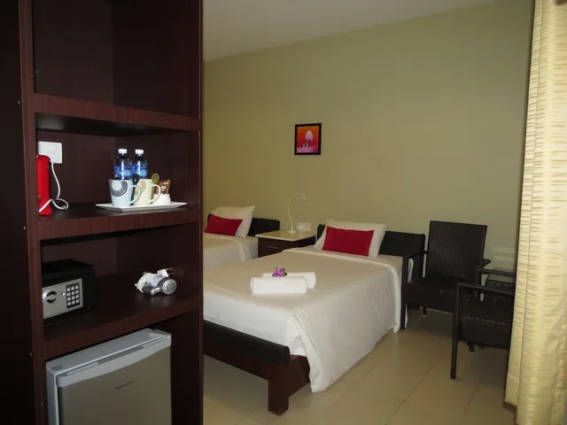 غرفة قياسية بسريرين منفصلين، Cactus Inn 4/5