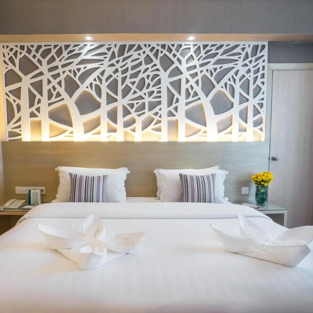 Junior Suite, Crystal Crown Hotel Petaling Jaya 6/8