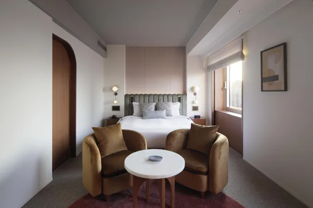 غرفة قياسية بسرير مزدوج، The Mark Grand Hotel 2/2