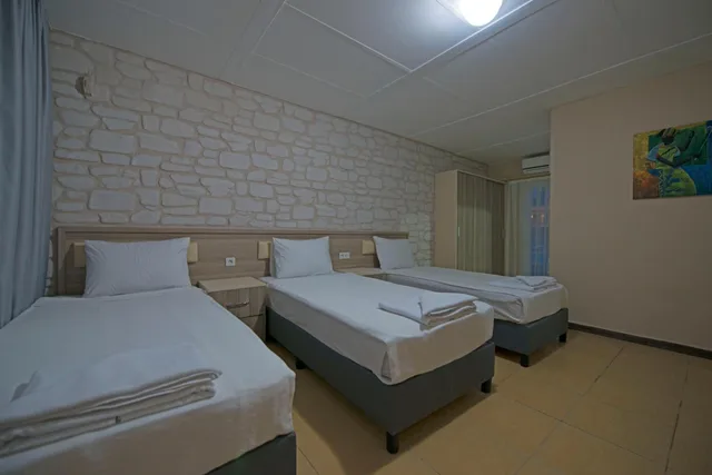 غرفة ثلاثية بشرفة، Grand Emir Hotel & SPA 7/10