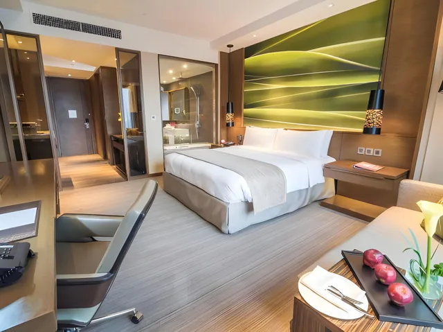 Deluxe Room, Marco Polo Ortigas Manila 1/2
