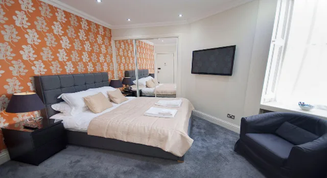 جناح جونيور، Palmerston Suites 2/3
