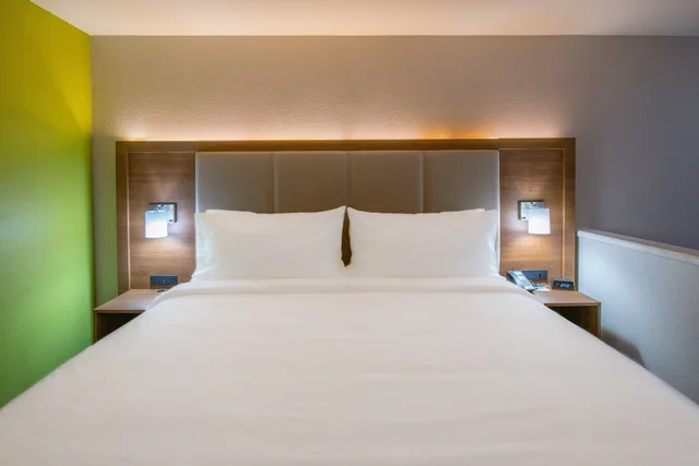 جناح بسريرين كينج بغرفتي نوم، Holiday Inn Express Suites N Waco Area West 2/7