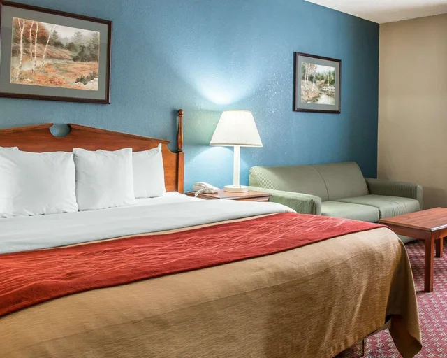 جناح بسرير كينج للمدخنين، Quality Inn Upper Sandusky OH 2/8