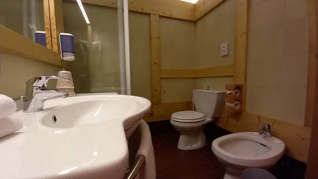 غرفة عائلية بسرير كوين وسرير فردي، Hotel Monte Bondone 8/10