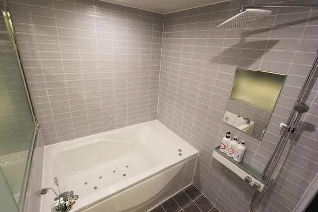 Deluxe, 1 Double and 1 Single Bed, Brown-Dot Hotel Daegu Hyukshin Doshi 8/10