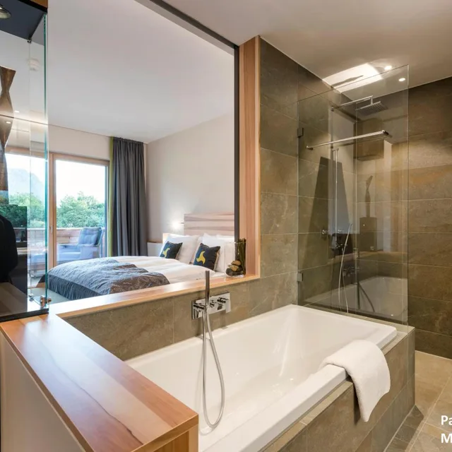 غرفة سوبيريور بسرير مزدوج بشرفة، Klosterhof Premium Hotel & Health Resort 6/7