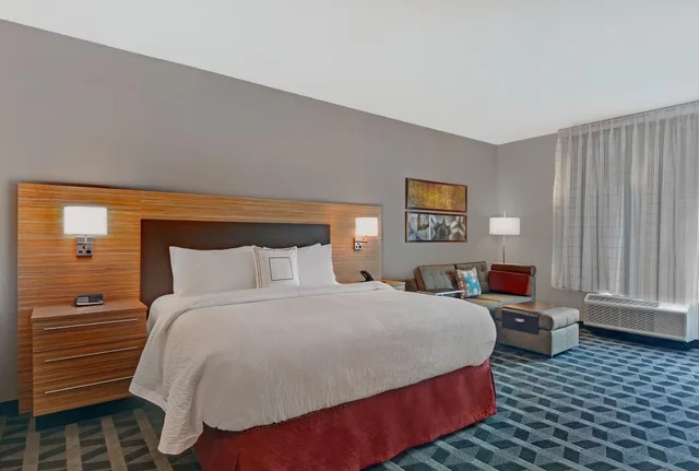 استوديو بسرير كينج بإطلالة على المدينة، TownePlace Suites by Marriott Jacksonville East 1/5