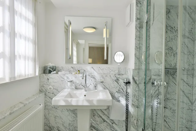 Classic, King Bed, Waldhotel Stuttgart 5/5