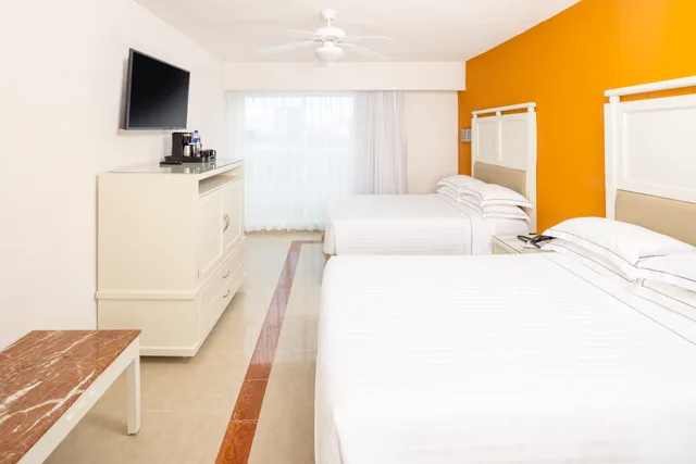غرفة متصلة بسرير مزدوج، Occidental Costa Cancun 1/4