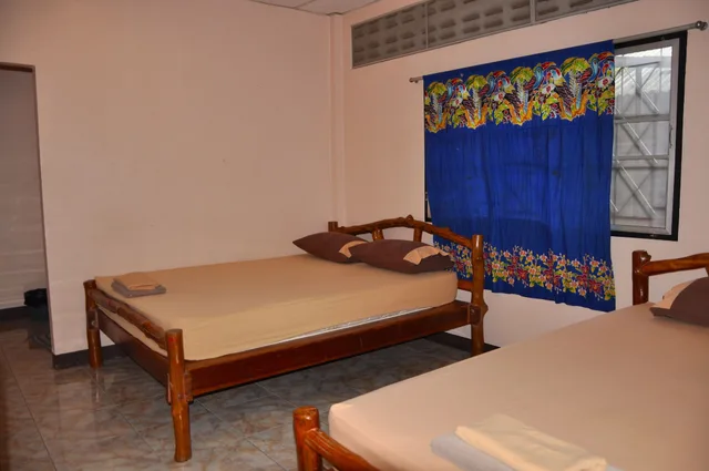 Standard, 1 Double and 1 Single Bed, with Fan، Coral Bungalows 2/3