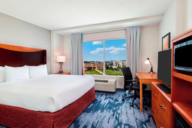 غرفة بسرير مزدوج لذوي الإعاقة، Fairfield Inn And Suites Indianapolis Downtown 1/8