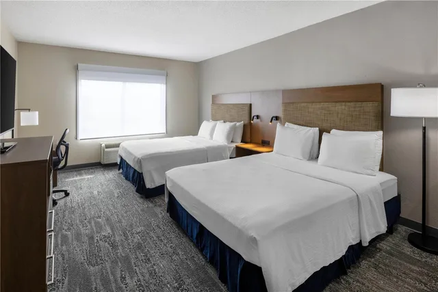 Room, 2 Queen Beds, Sofa, Best Western Louisville South / Shepherdsville 1/2