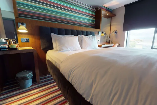 غرفة قياسية بسرير مزدوج، Village Hotel Leeds South 5/8
