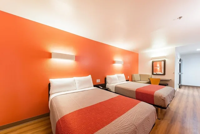 غرفة قياسية بسريرين مزدوجين، Motel6 Fort Worth, TX - North - Saginaw 5/10