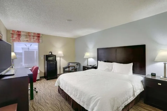 غرفة ديلوكس بغرفة نوم واحدة، Hampton Inn Nashville-I-24 Hickory Hollow 2/4