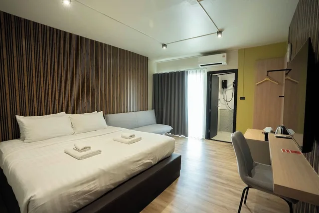 غرفة قياسية بسرير كينج، Infinite Hotel at Ratchada 1/10