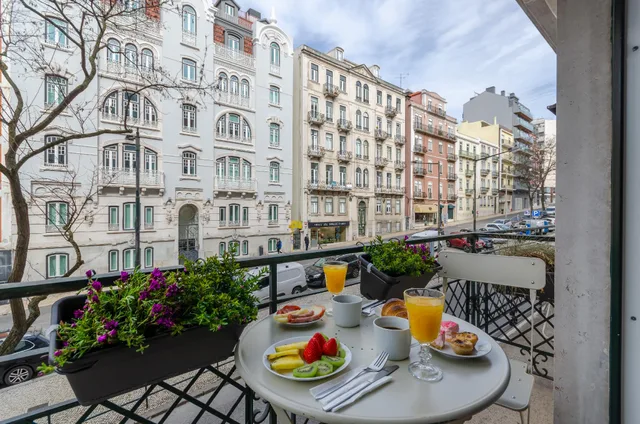 Family Suite, Executive Level، LX51 Studios & Suites - Lisbon center 1/2