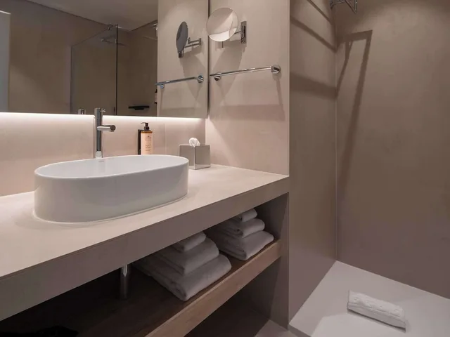 غرفة سوبيريور بسرير كينج، Mercure Ponta Delgada Azores 6/9