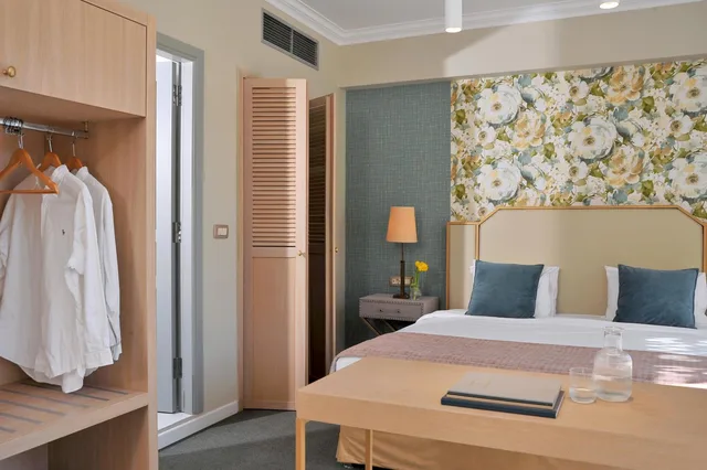 Baby Room, King Bed، Stratos Hotel Athens, Vassilicos House of Hospitality 1/10