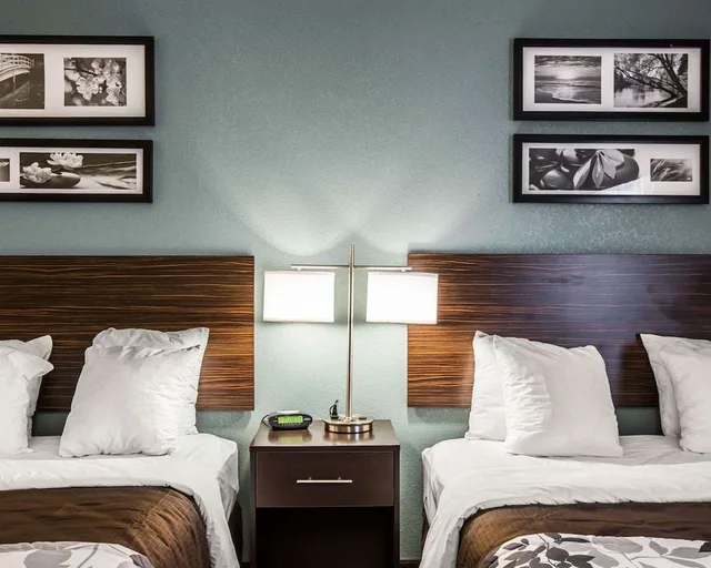 غرفة قياسية بسريرين كوين، Sleep Inn Greensboro Airport 4/7