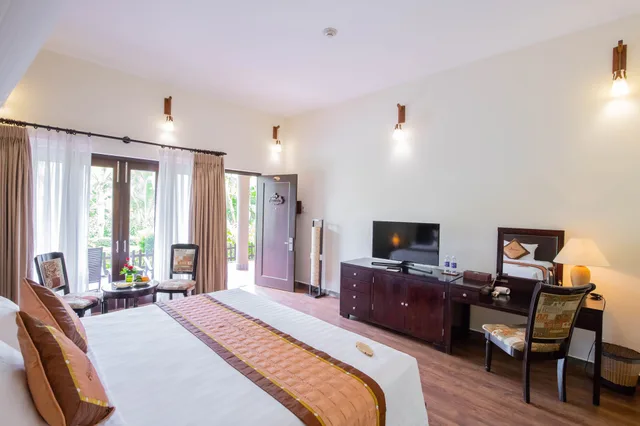 بنغل بسرير كينج بإطلالة على الحديقة، Diamond Bay Resort & Spa 7/10