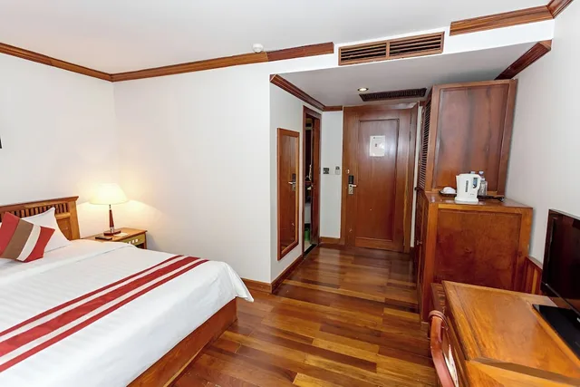 Deluxe, King Bed, Balcony, Cheathata Cta Hotel Siem Reap 7/10