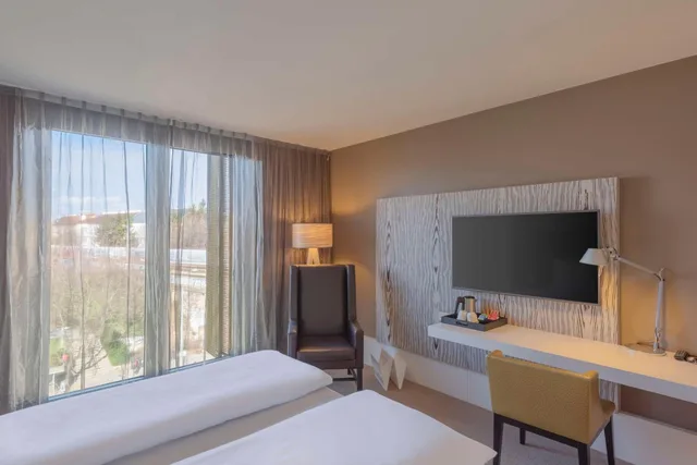 غرفة بسرير كينج، Doubletree by Hilton Vienna Schonbrunn 8/13